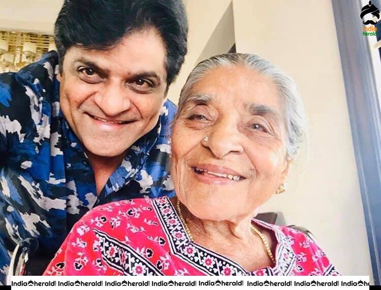 Comedian Ali with his Mother Recent Clicks before her Demise