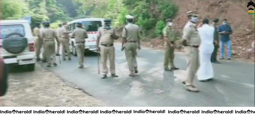 Coorg National Highway Blocked by Karnataka to restrict Truck movement due to Corona Virus