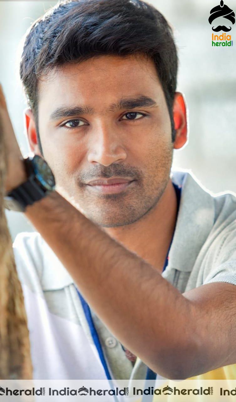 Dhanush in Ennai Noki Paayum Thoataa Movie Stills