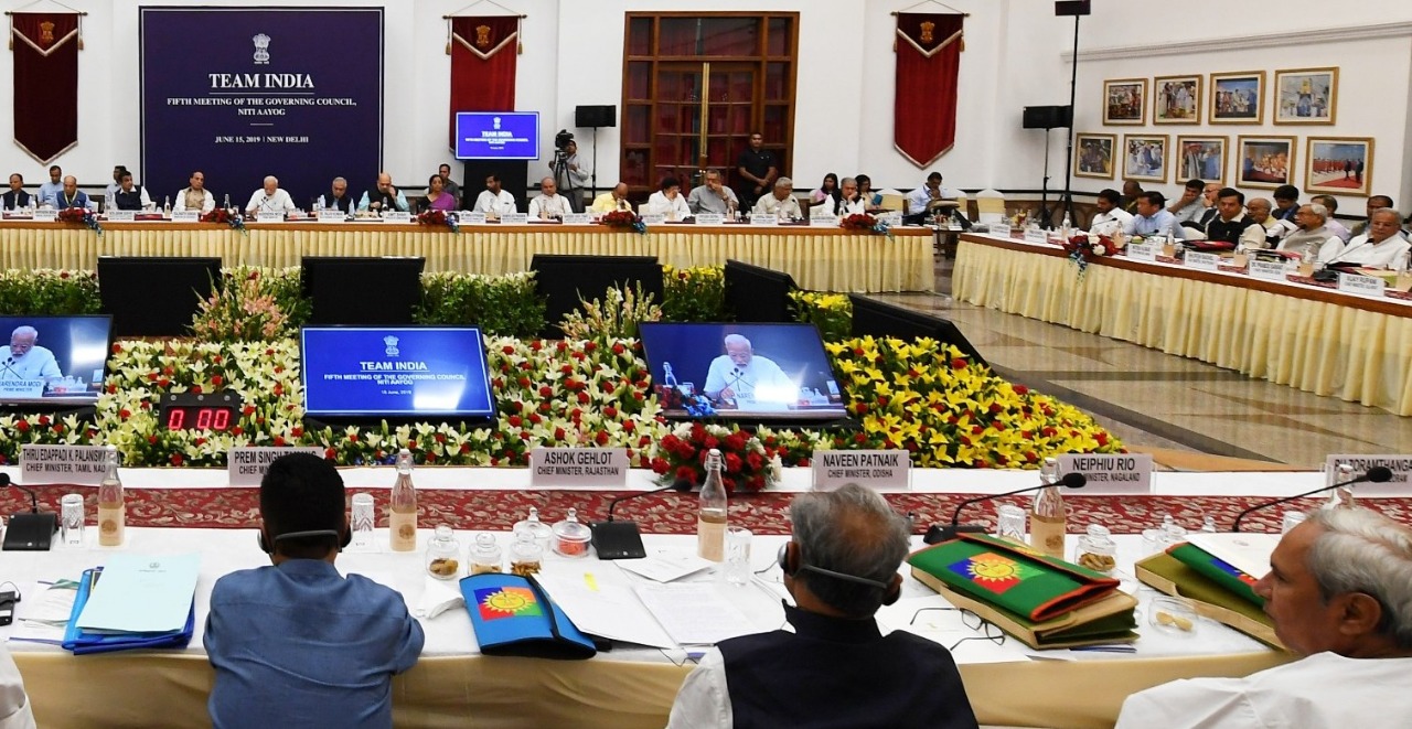 FIFTH MEETING OF THE GOVERNING COUNCIL PHOTOS