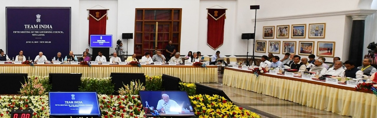 FIFTH MEETING OF THE GOVERNING COUNCIL PHOTOS