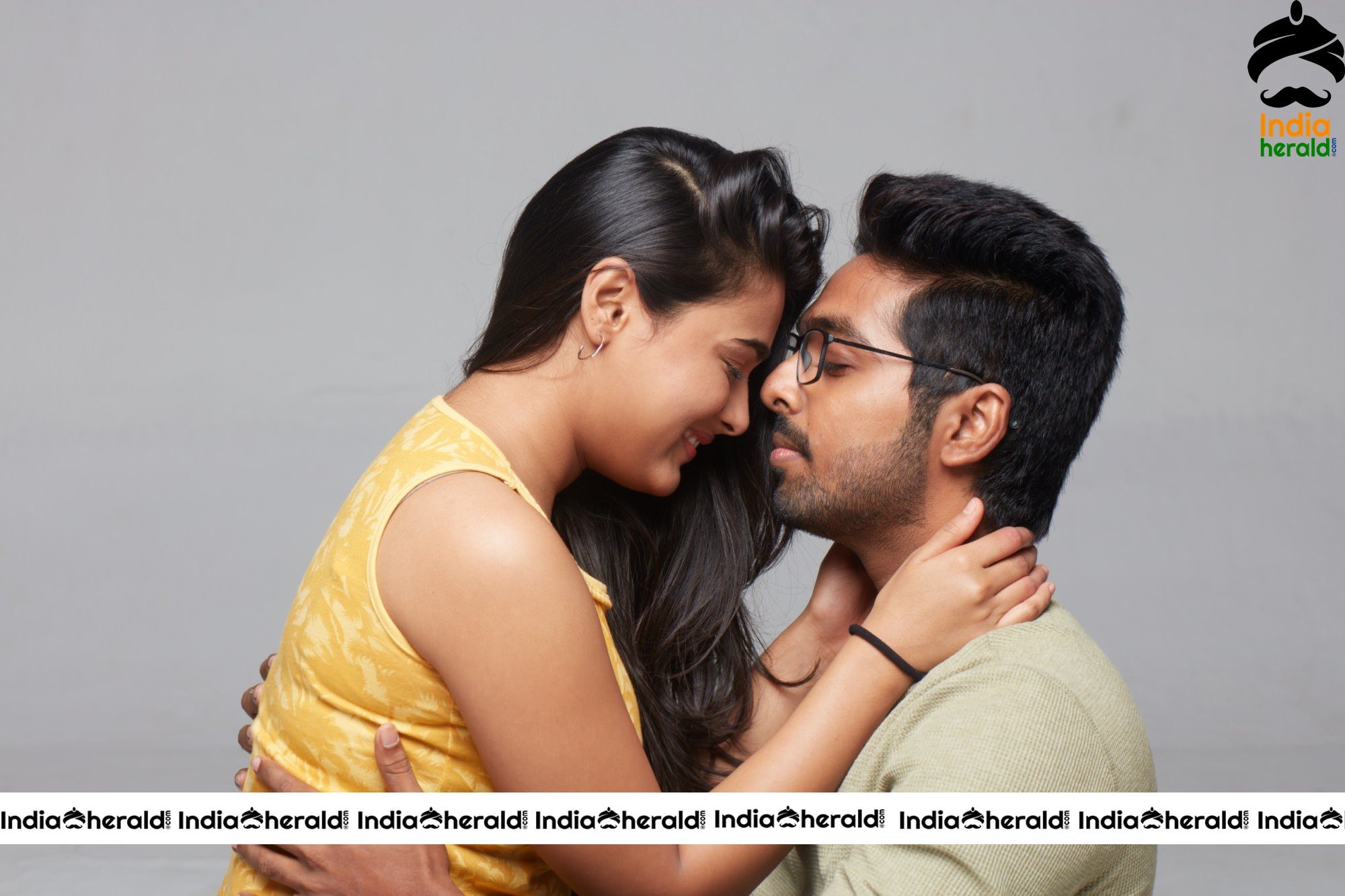 Hot HD Stills Of Shalini Pandey And GVP From 100 Percent Kaadhal