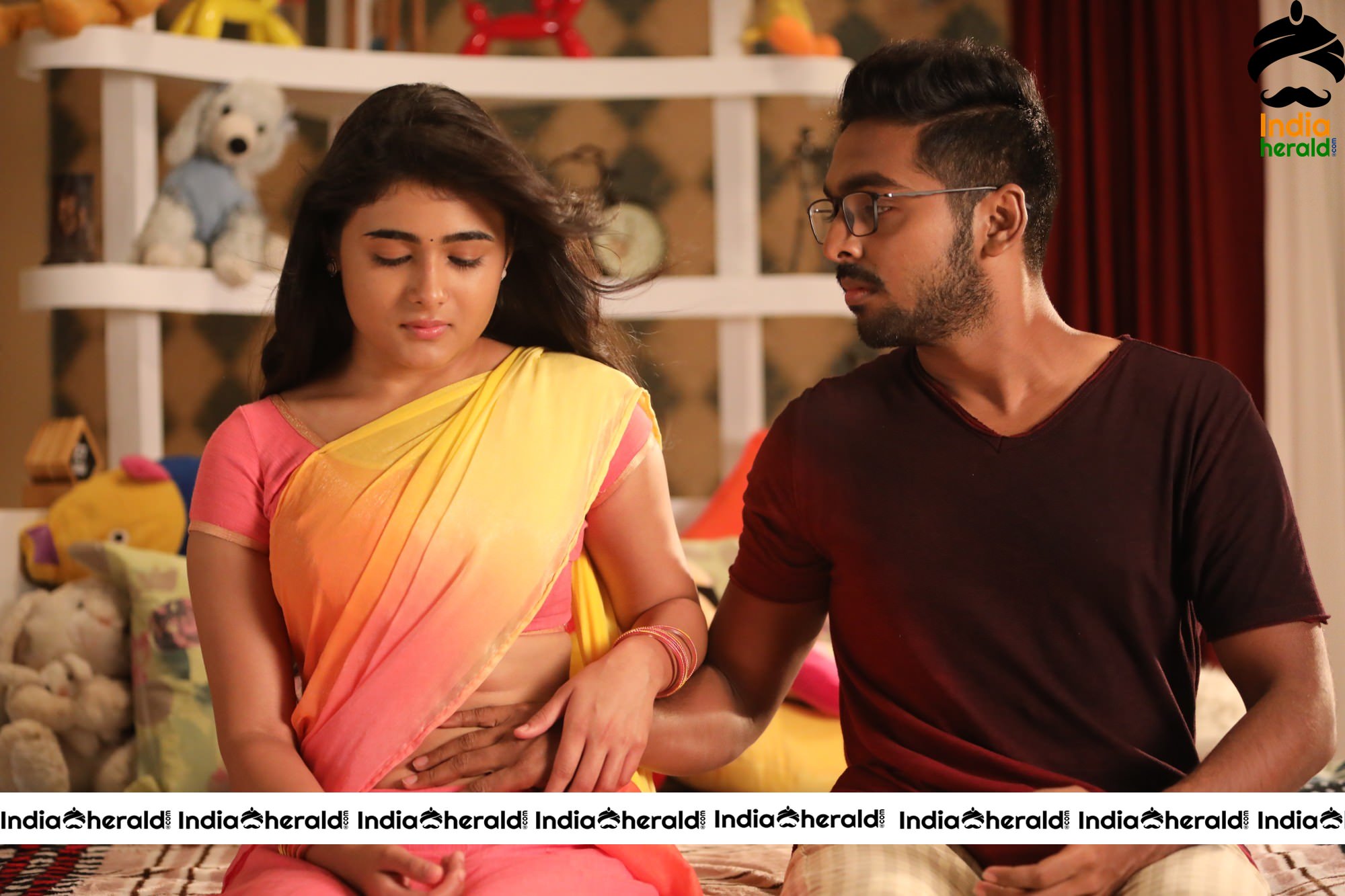 Hot HD Stills Of Shalini Pandey And GVP From 100 Percent Kaadhal