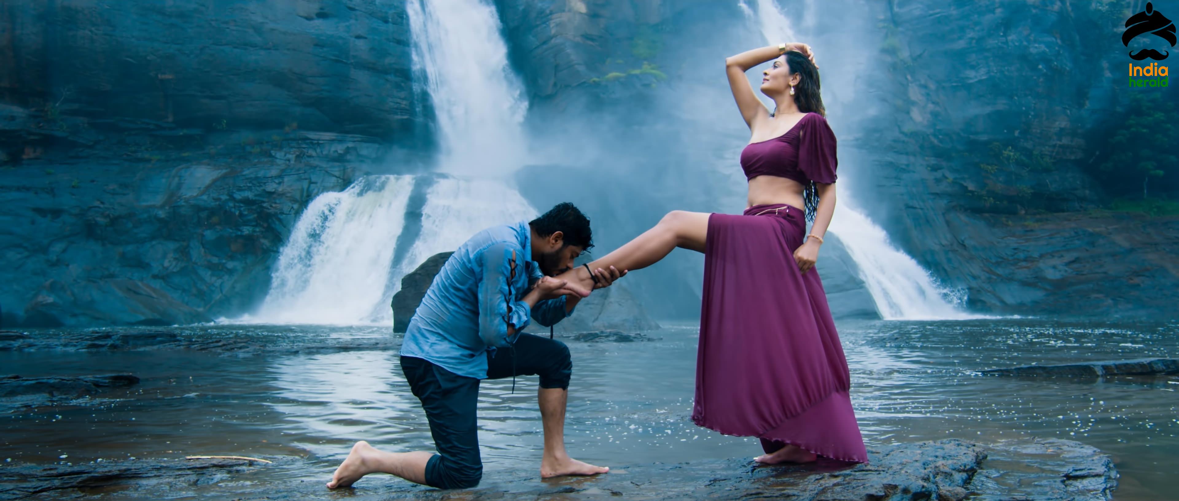 Hot Payal Rajput Will Tempt Your Mood In These RDX Love Stills Set 2