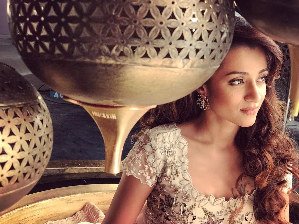 Hot Wall Papers Of Trisha