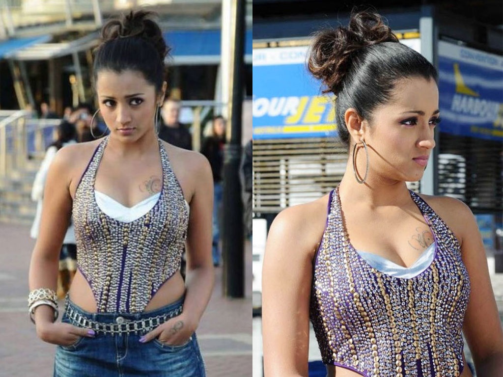 Hottest Wallpapers Of Trisha Set 1