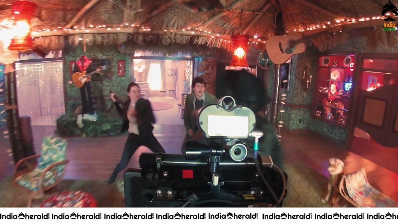 INDIA HERALD EXCLUSIVE BTS UNSEEN PHOTOS of ZOMBIELAND DOUBLE TAP Set 2