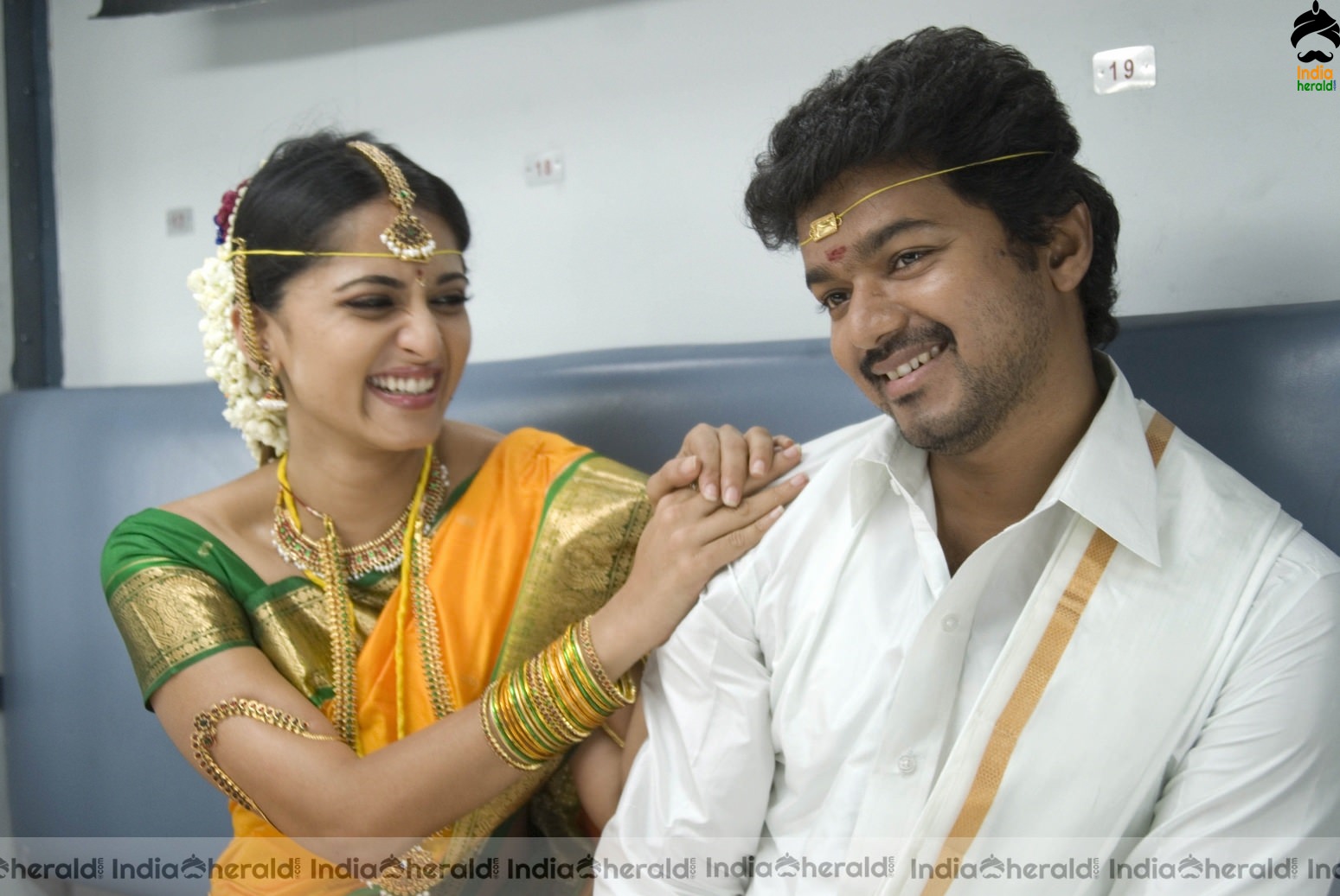 INDIA HERALD EXCLUSIVE Hot Anushka Shetty and Vijay in a Tamil movie during Early Stages Set 3