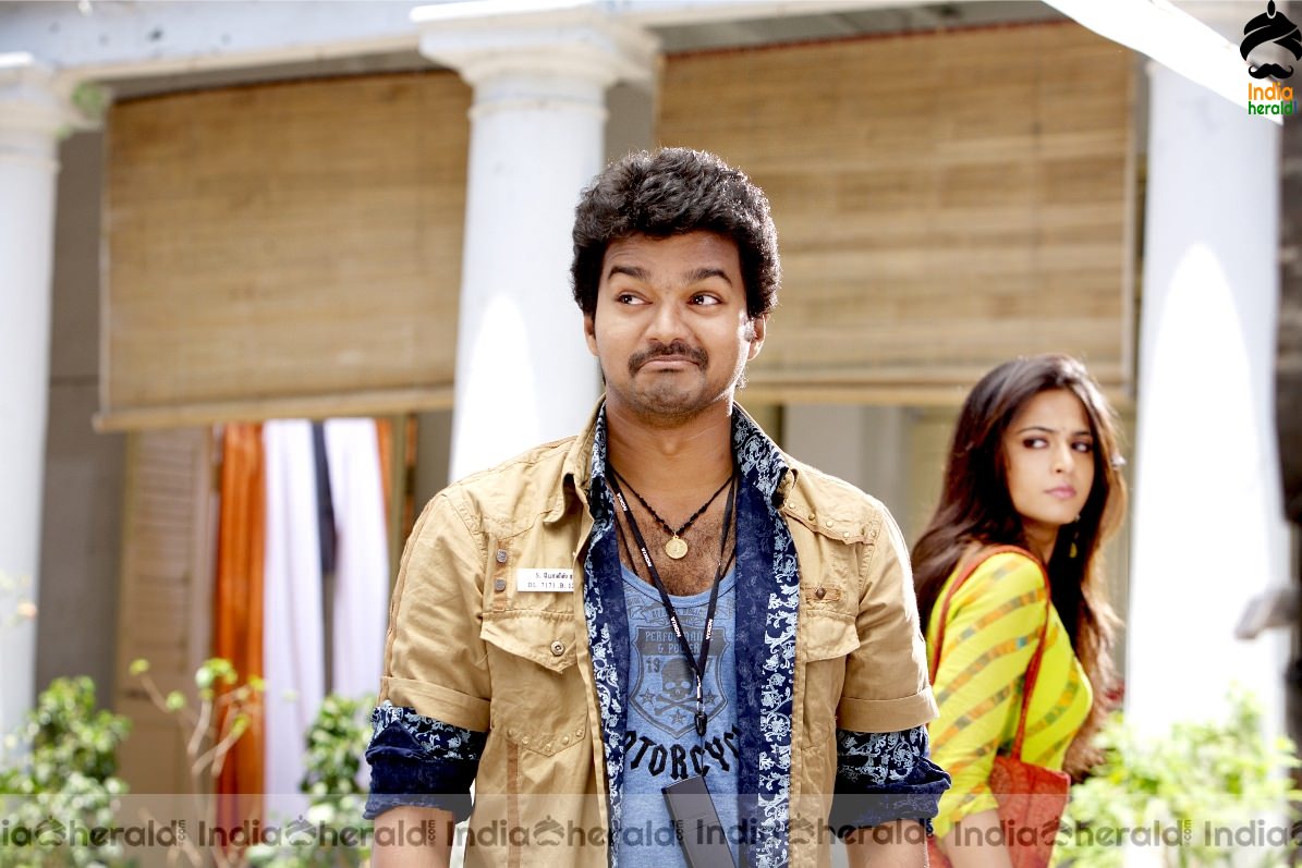 INDIA HERALD EXCLUSIVE Hot Anushka Shetty and Vijay in a Tamil movie during Early Stages Set 3