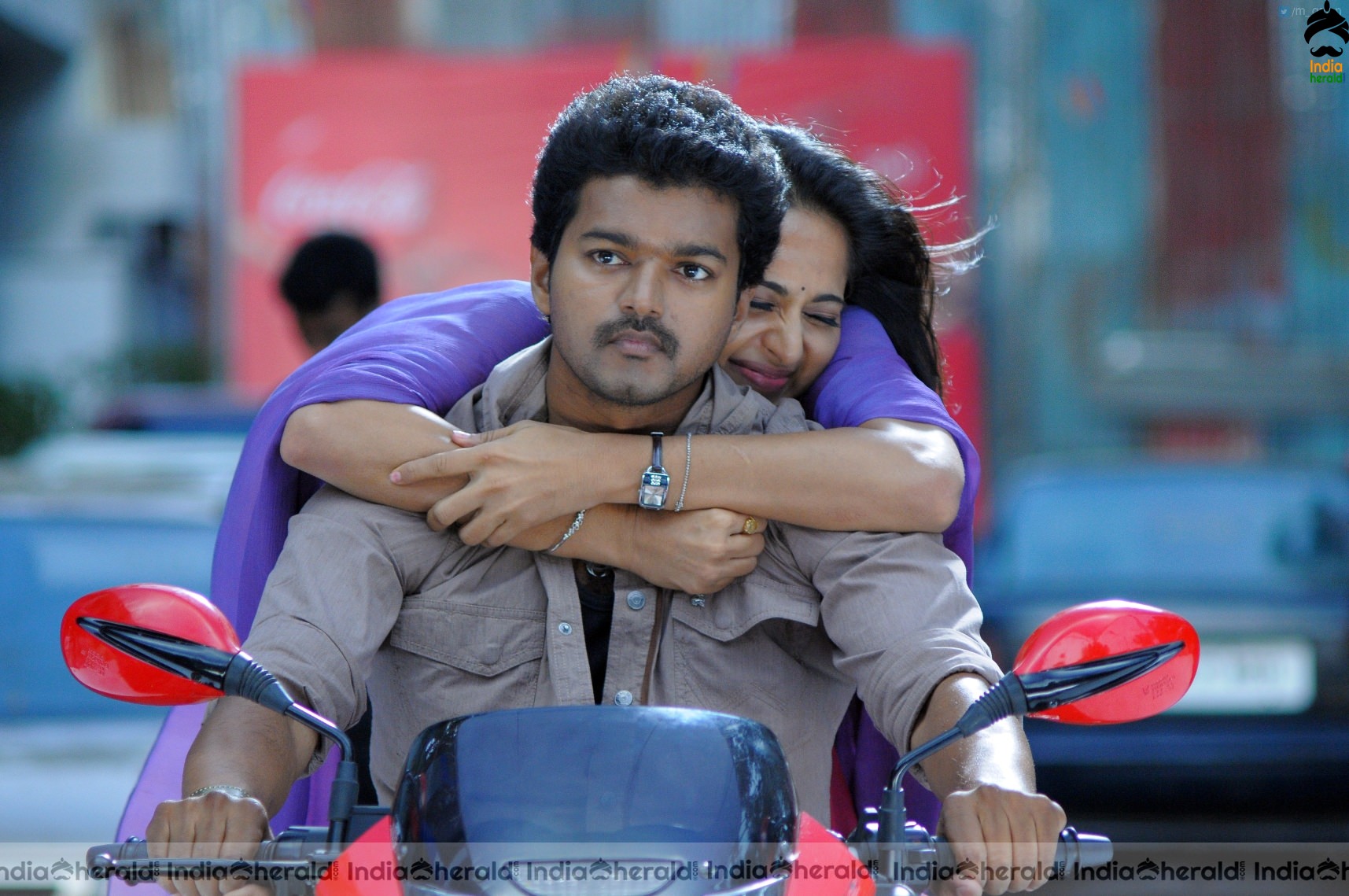 INDIA HERALD EXCLUSIVE Hot Anushka Shetty and Vijay in a Tamil movie during Early Stages Set 4