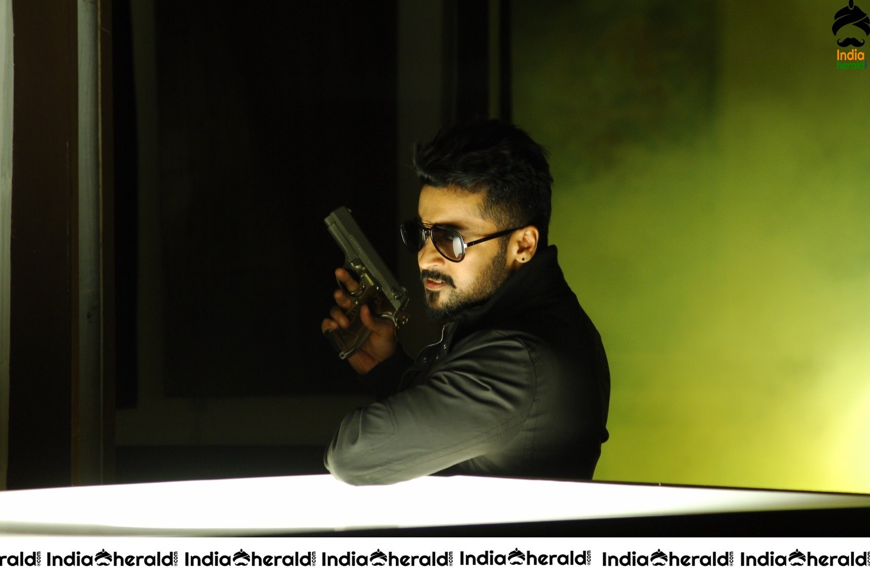 INDIA HERALD EXCLUSIVE Hot Samantha and Surya Unseen Stills from Sikindar Set 2