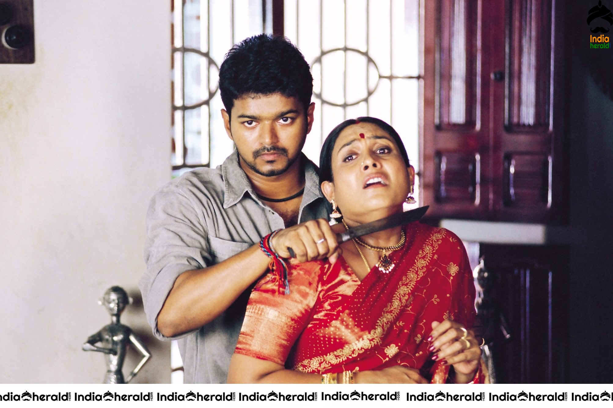 India Herald Exclusive Rare and Unseen Photos of 2005 Super Hit Movie Sivakasi Set 1