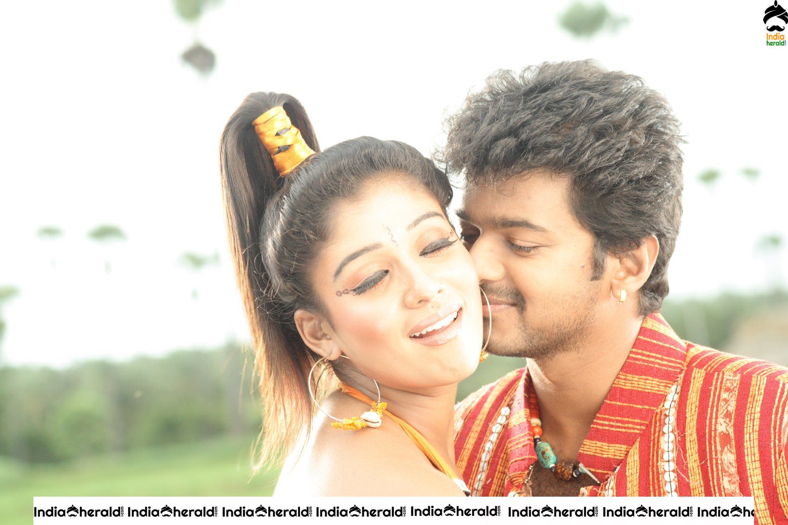 India Herald Exclusive Rare Photos and Posters of Vijay and Nayantara starrer Villu Set 5