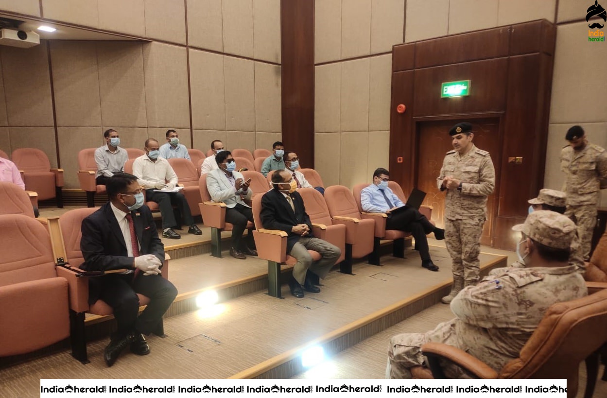 India Rapid Response Team during interaction with Kuwaiti officials at one of Kuwait COVID19 facilities