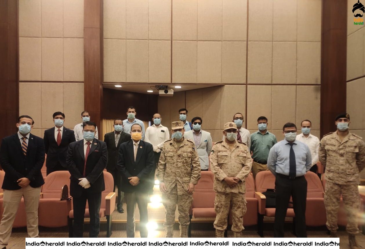 India Rapid Response Team during interaction with Kuwaiti officials at one of Kuwait COVID19 facilities