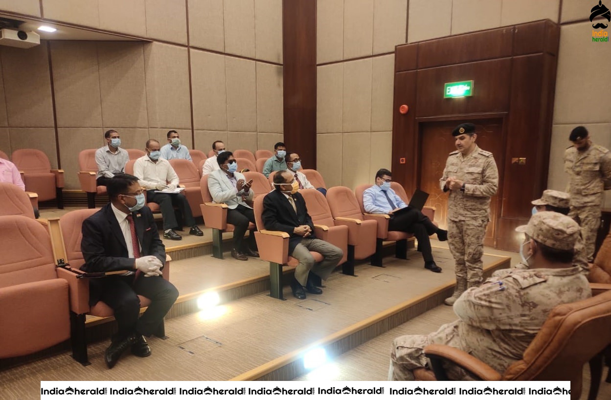 India Rapid Response Team during interaction with Kuwaiti officials at one of Kuwait COVID19 facility