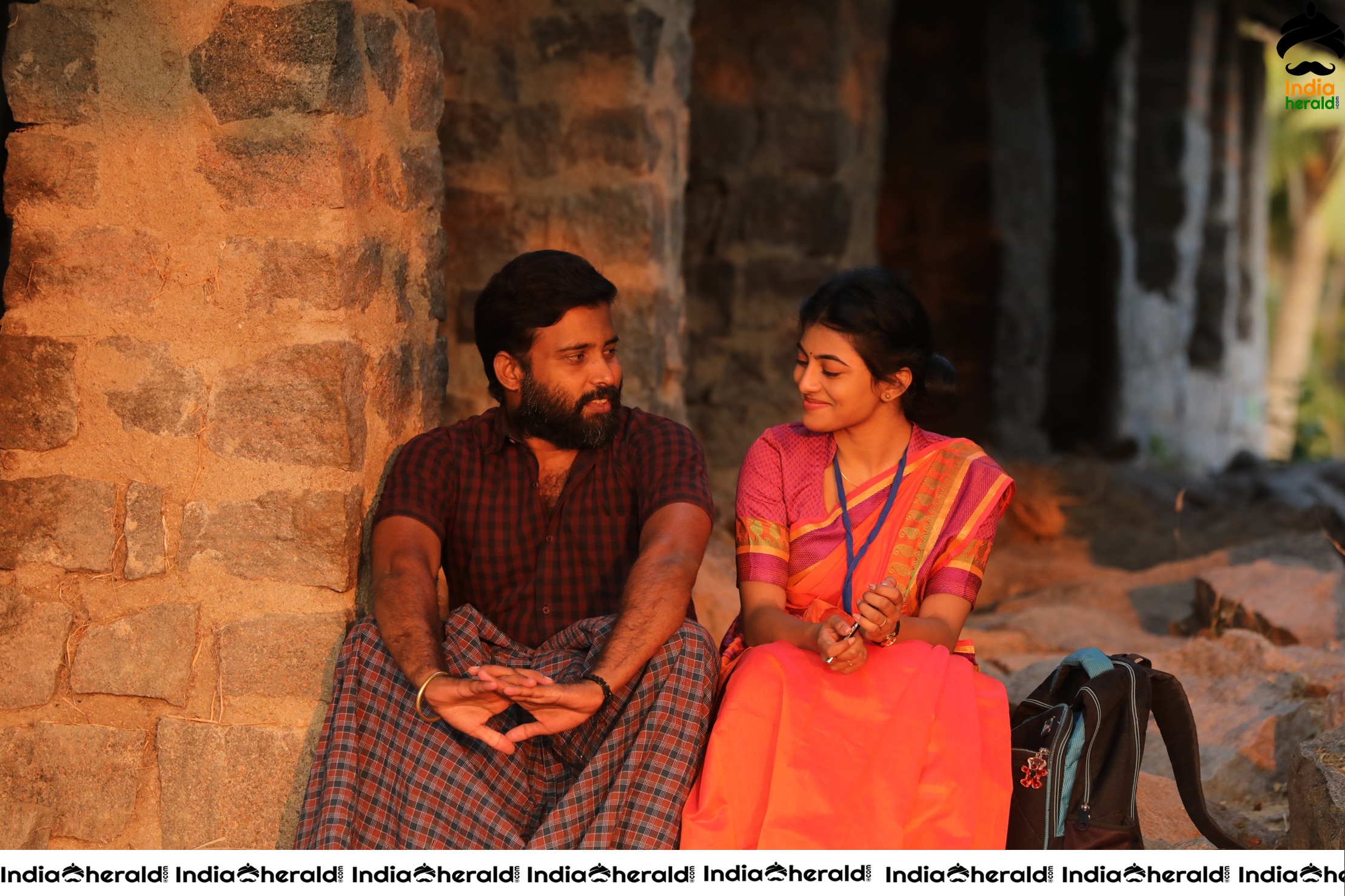 Irandam Ulaga Porin Kadaisi Gundu Movie Stills
