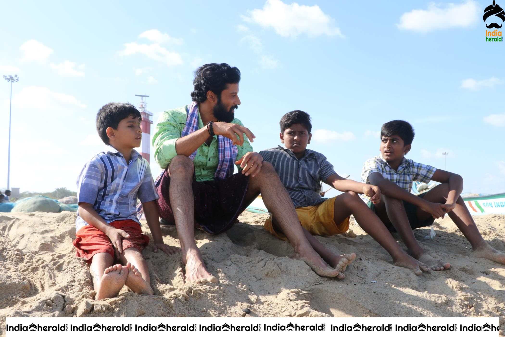 Irumbu Manithan Tamil Movie Stills Set 3
