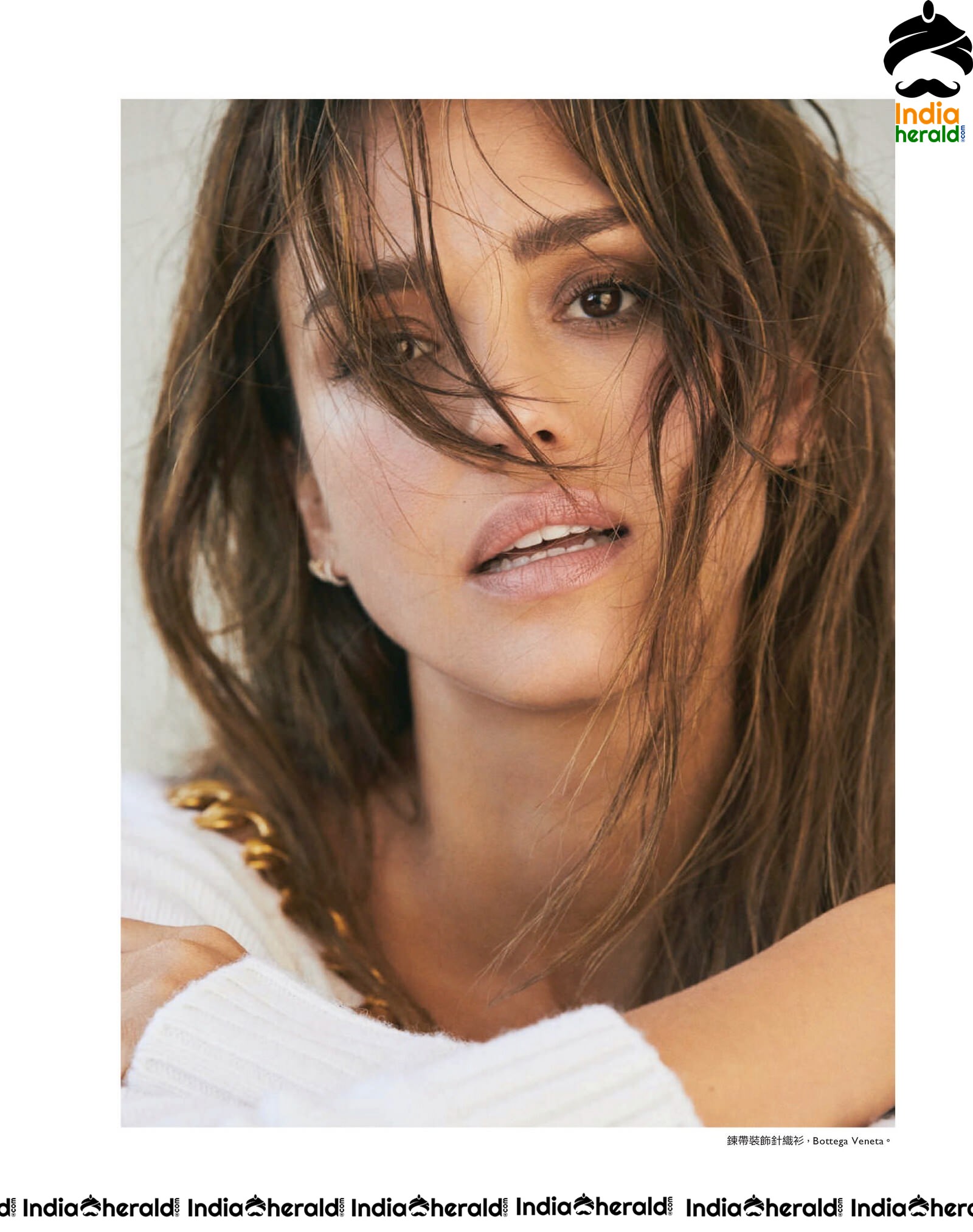 Jessica Alba poses Hot For Harpers Bazaar Magazine Taiwan Edition Sep 2019 Issue