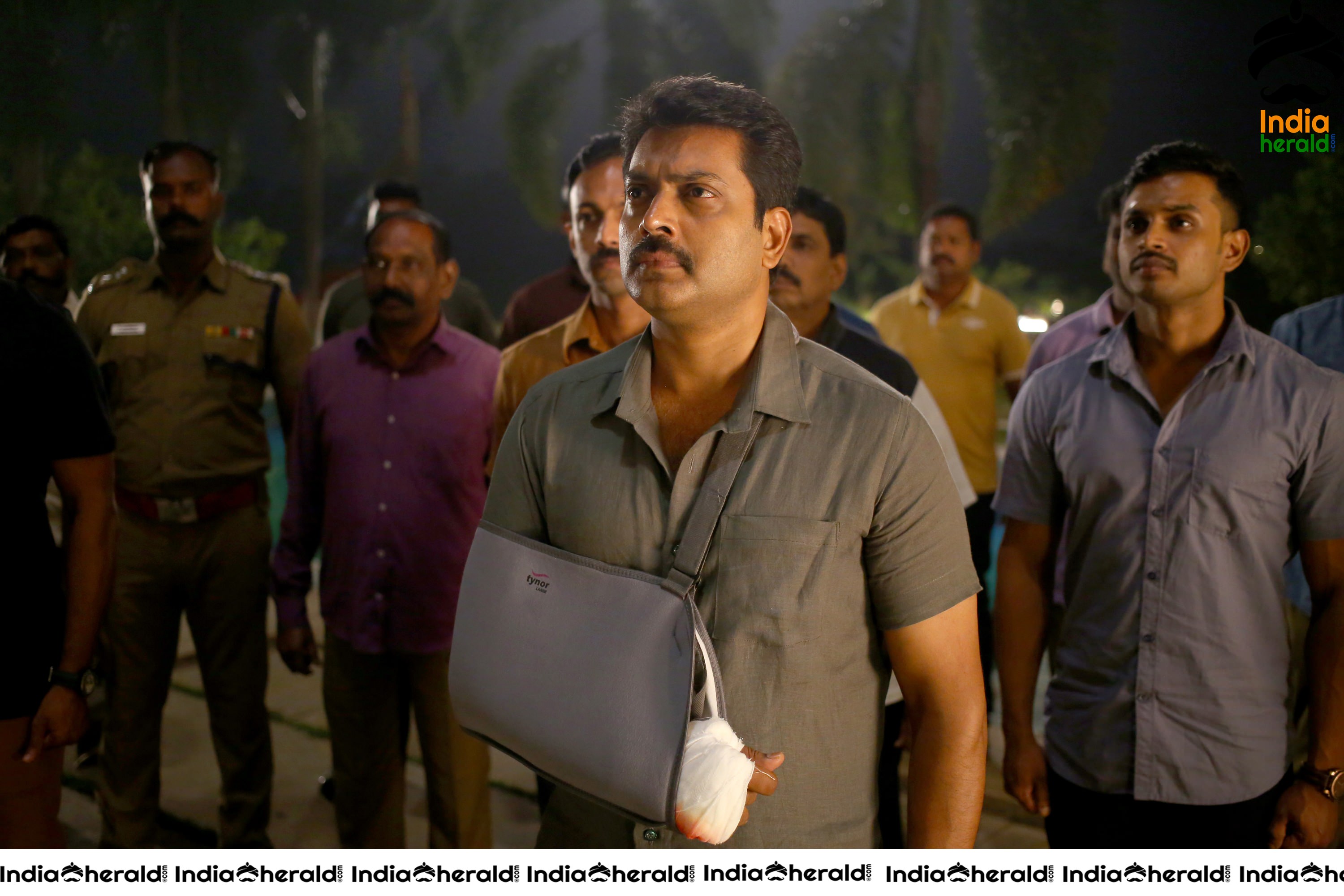 Kaithi New HD Photo Stills