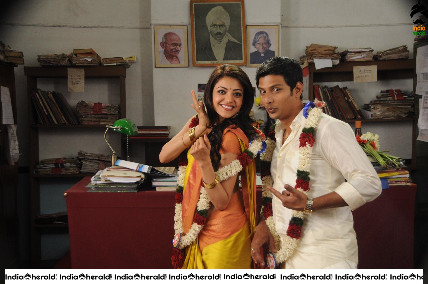 Kajal Aggarwal and Jiiva in Kavalai Venaam movie HD Stills Set 3