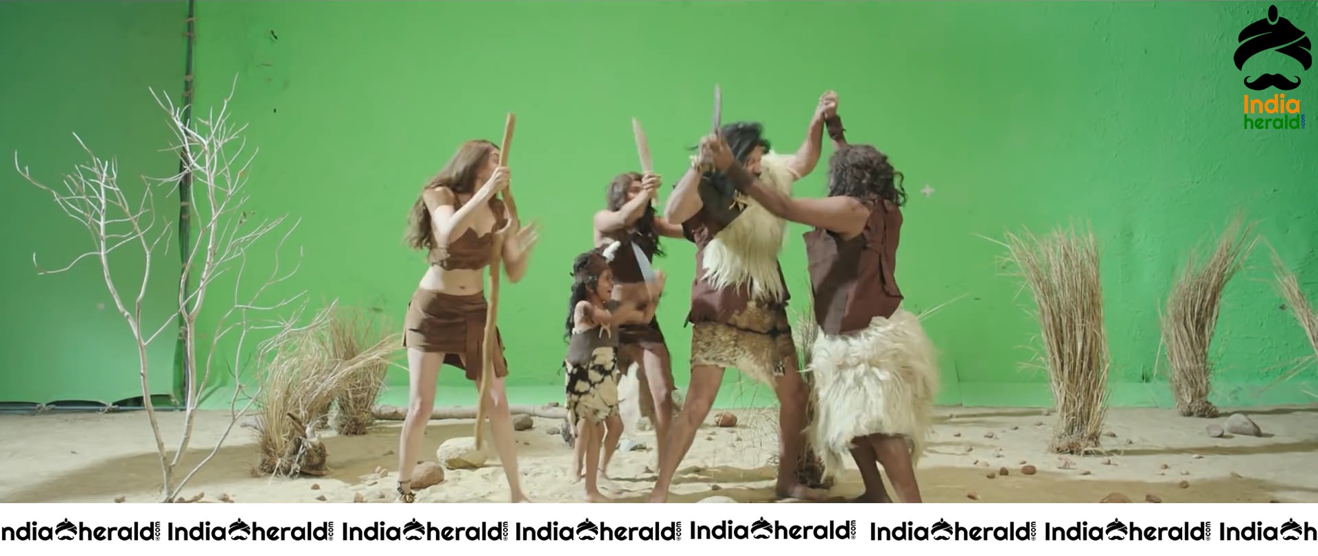 Kajal Aggarwal Hot And Unseen Photos From Comali Movie Set 5