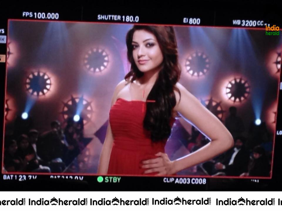 Kajal Unseen Photos with Friends and Family Set 2