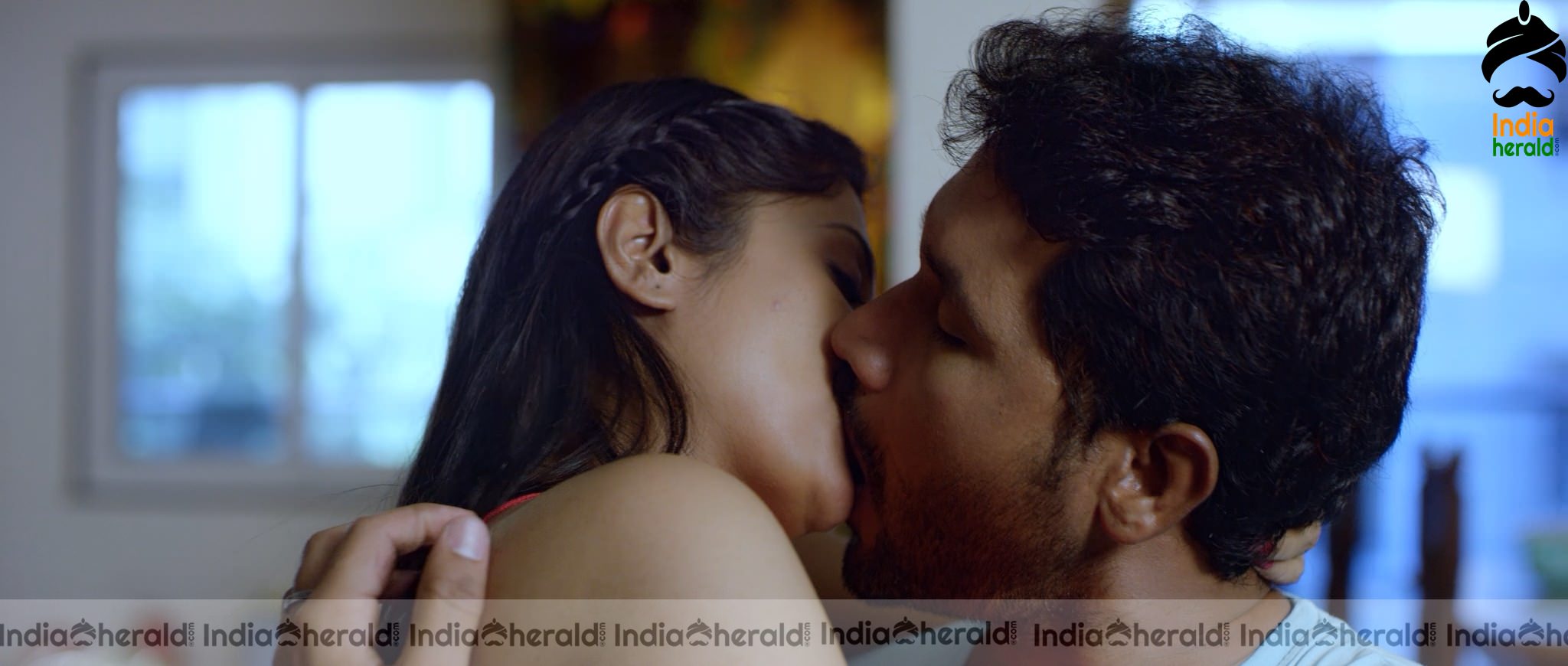 Amritha aiyer kiss