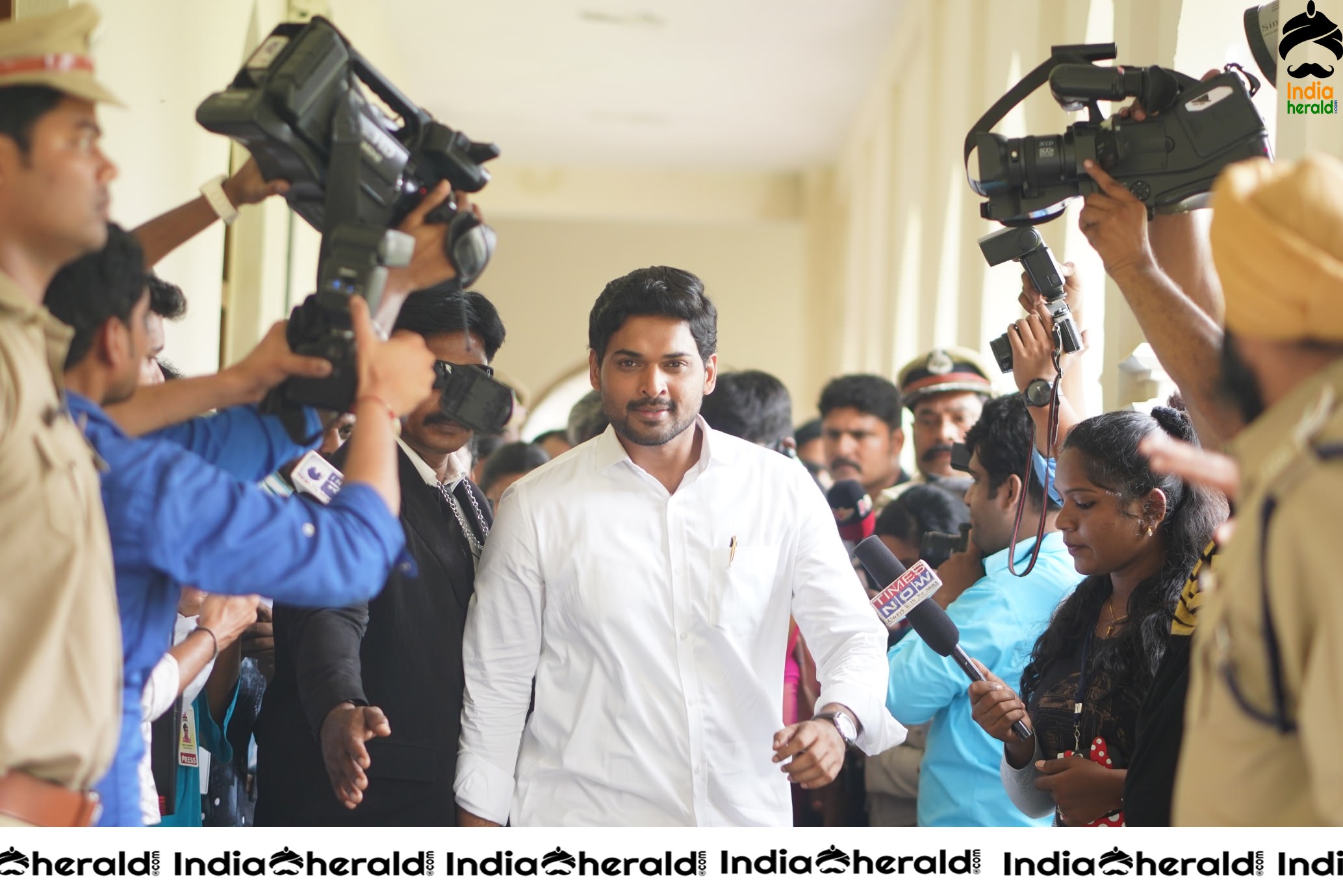 KRKR designs and Movie HD stills Set 2