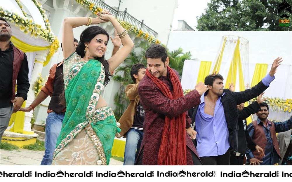 Mahesh Babu and Samanth Akkineni Photos from Dookudu Movie Set 1