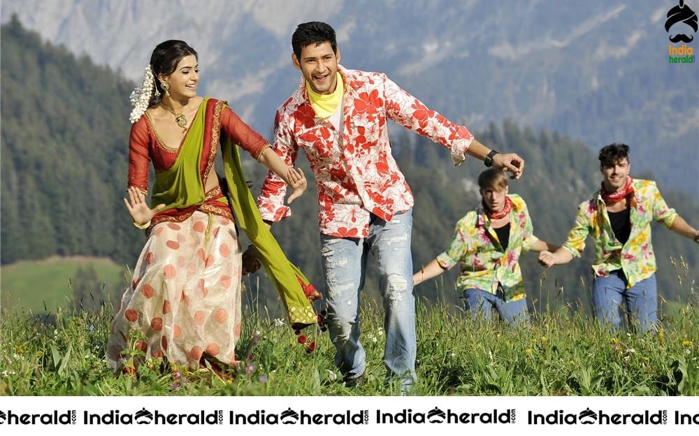 Mahesh Babu and Samanth Akkineni Photos from Dookudu Movie Set 2