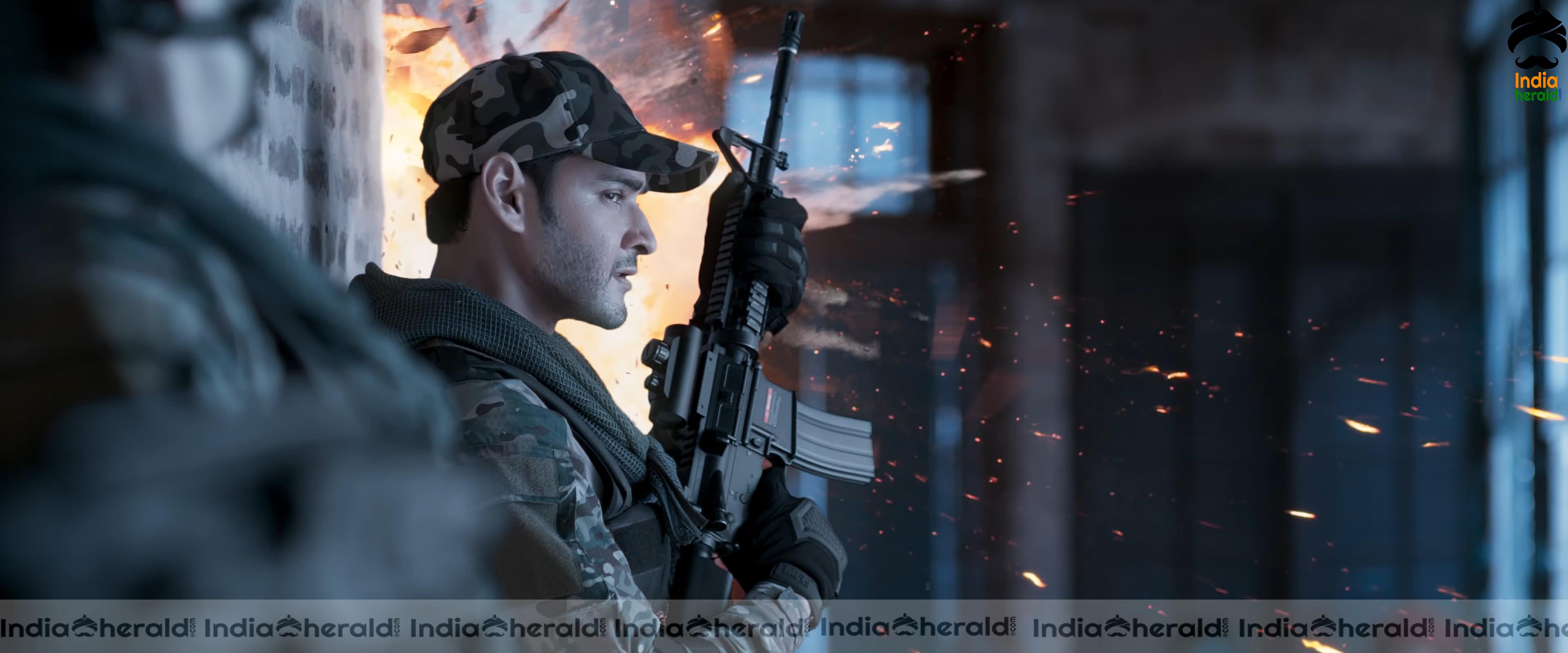 Mahesh Babu in Sarileru Neekevvaru Teaser HD Photos Set 1