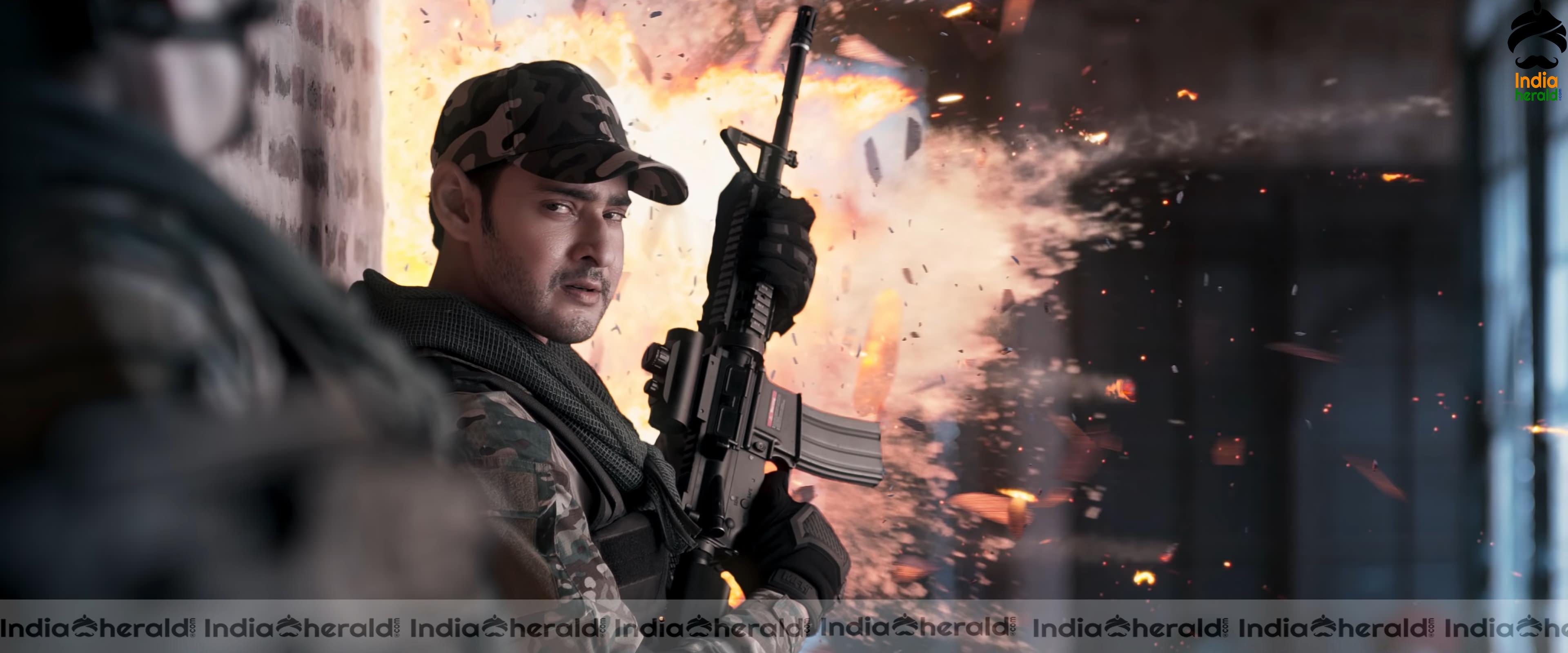 Mahesh Babu in Sarileru Neekevvaru Teaser HD Photos Set 1