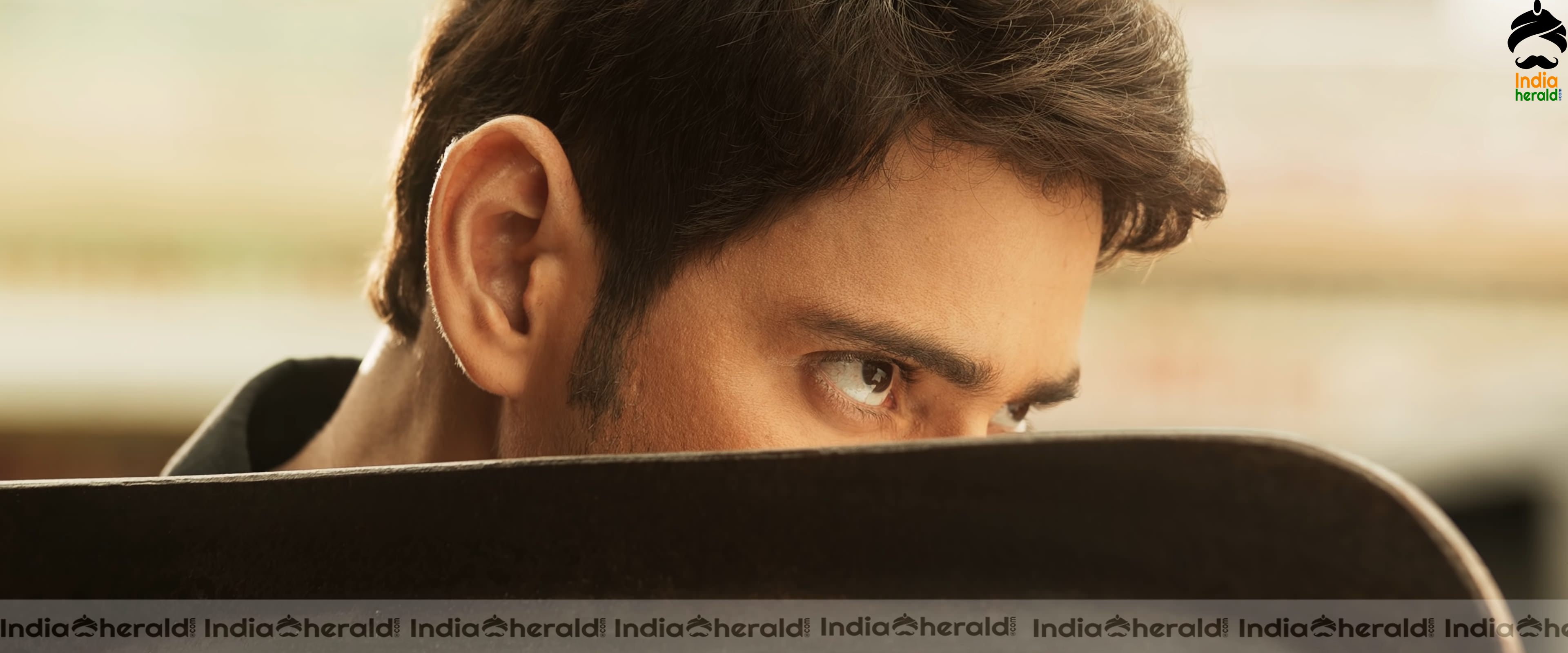 Mahesh Babu in Sarileru Neekevvaru Teaser HD Photos Set 2