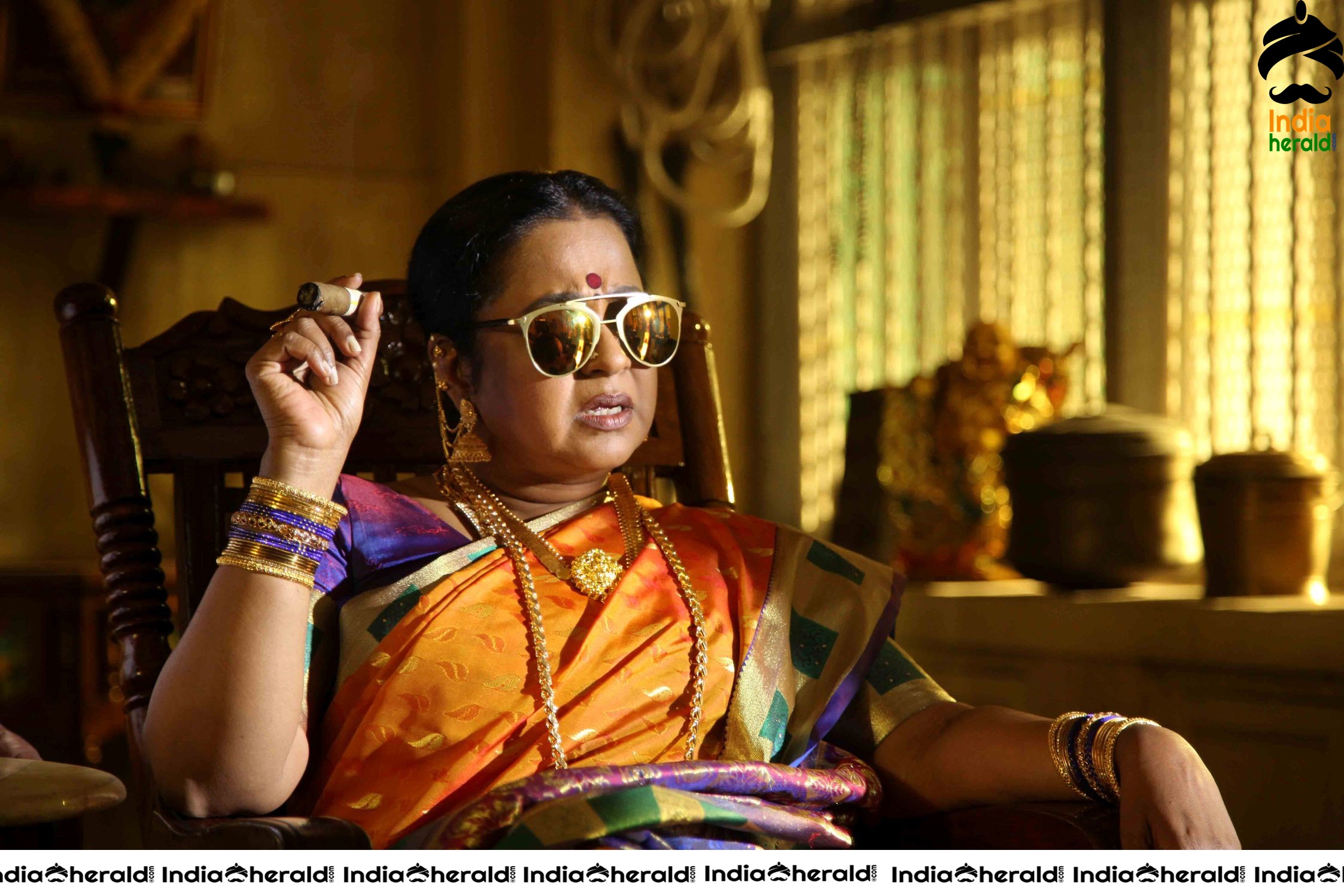 Market Raja MBBS Movie Stills Set 1