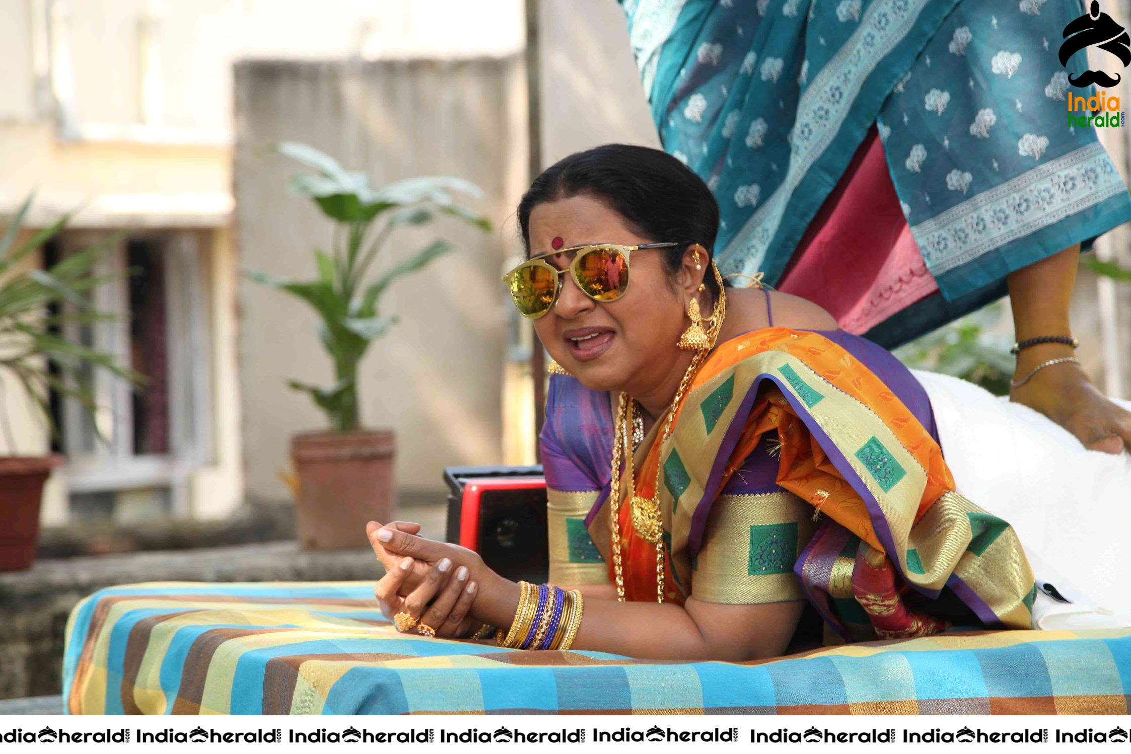 Market Raja MBBS Movie Stills Set 1