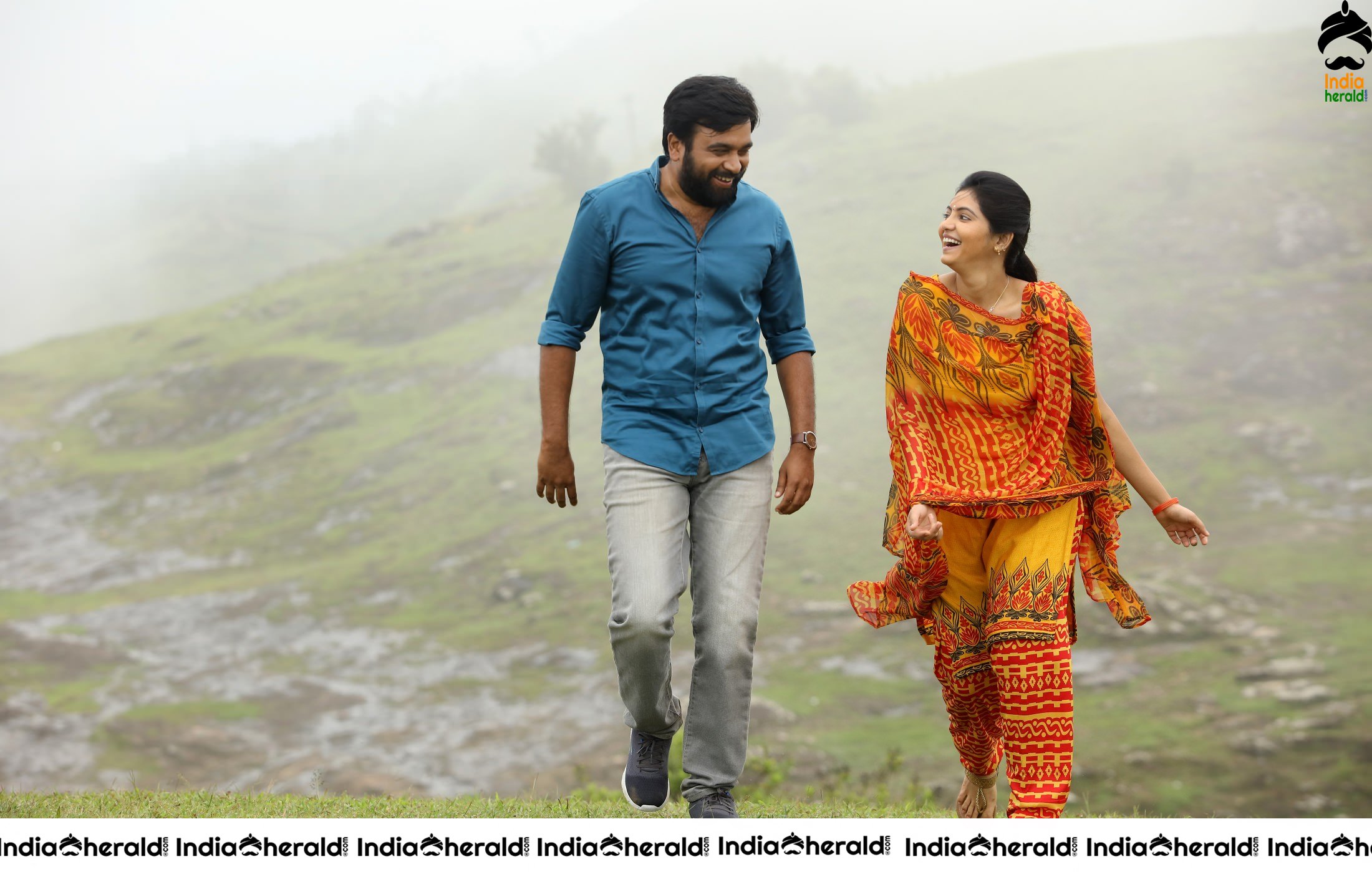 Naadodigal 2 Movie Stills and Working Stills