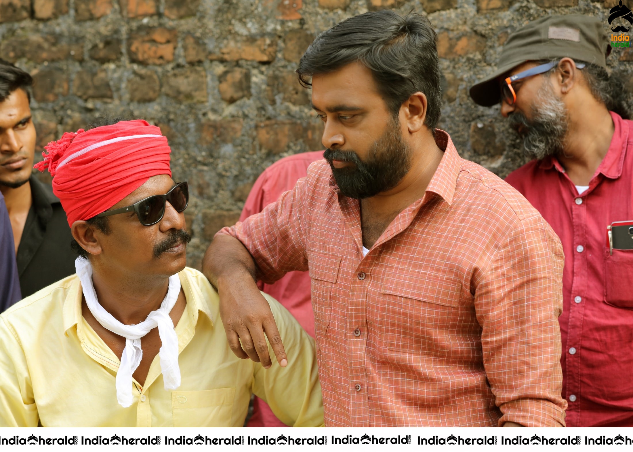 Naadodigal 2 Movie Stills and Working Stills
