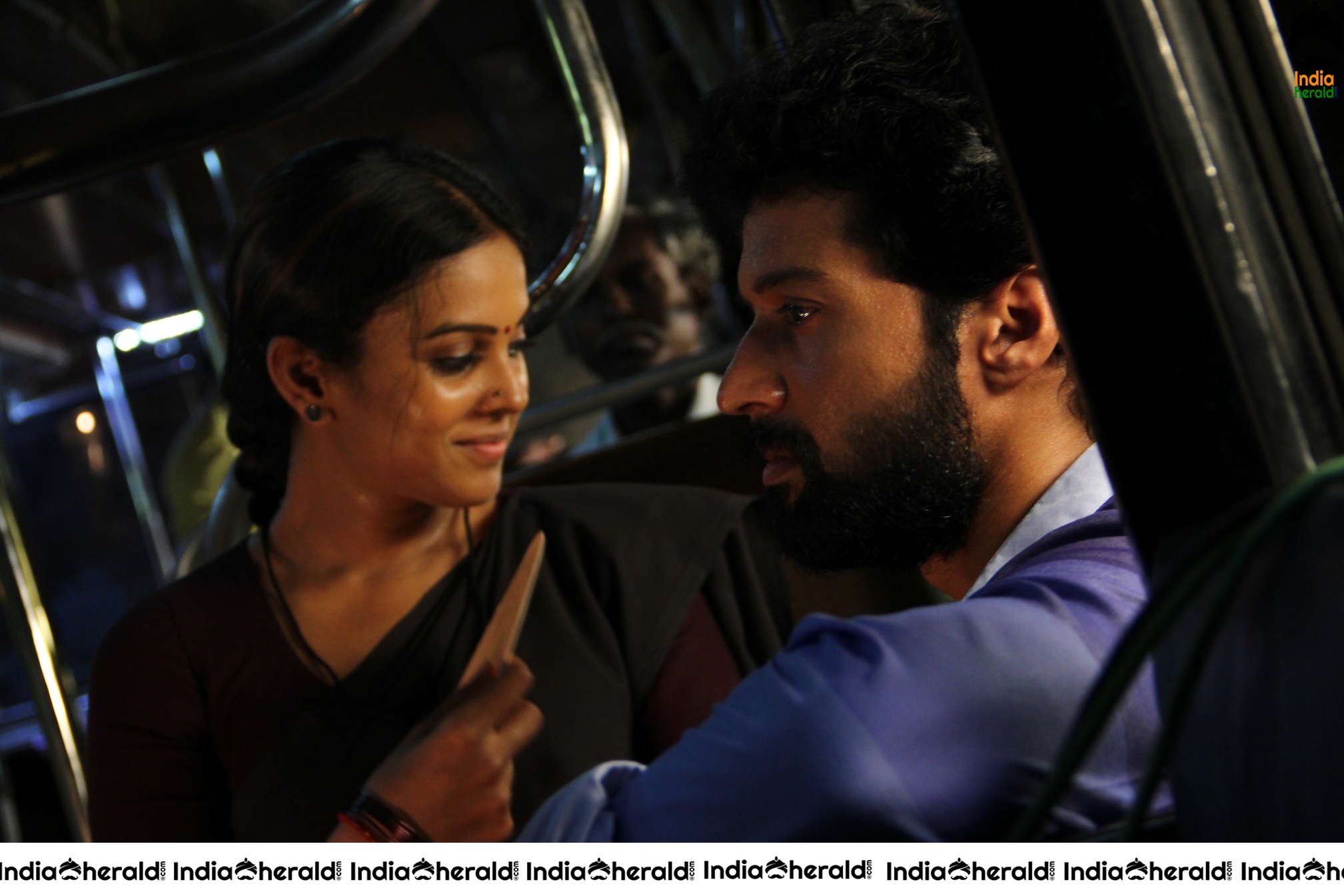 Naan Avalai Santhithapothu Movie Stills Set 1