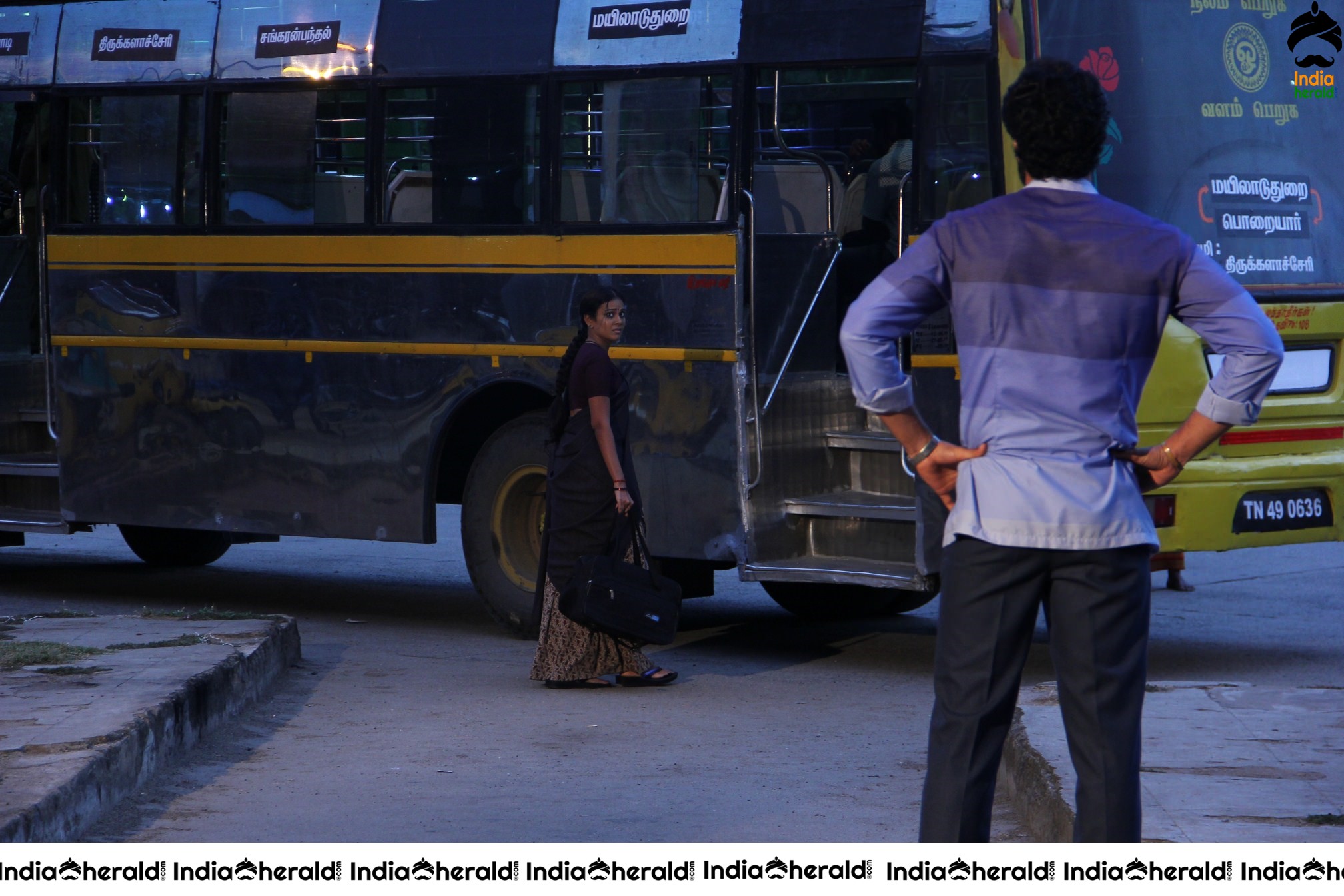 Naan Avalai Santhithapothu Movie Stills Set 1