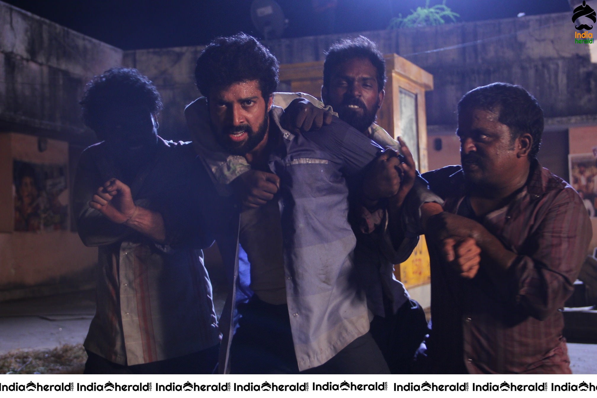 Naan Avalai Santhithapothu Movie Stills Set 1