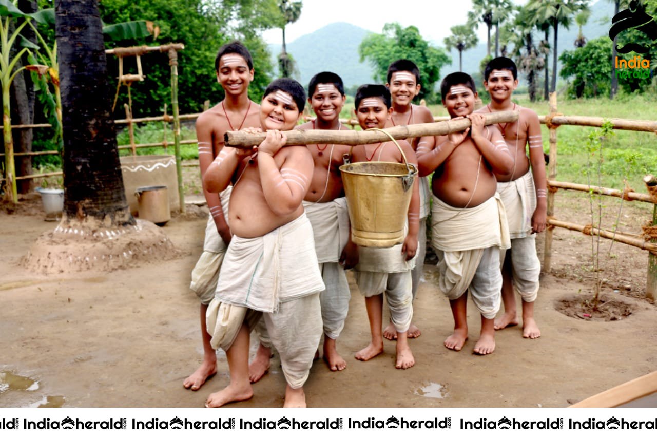 Parmandayya Sishyula Katta 3D Working Stills