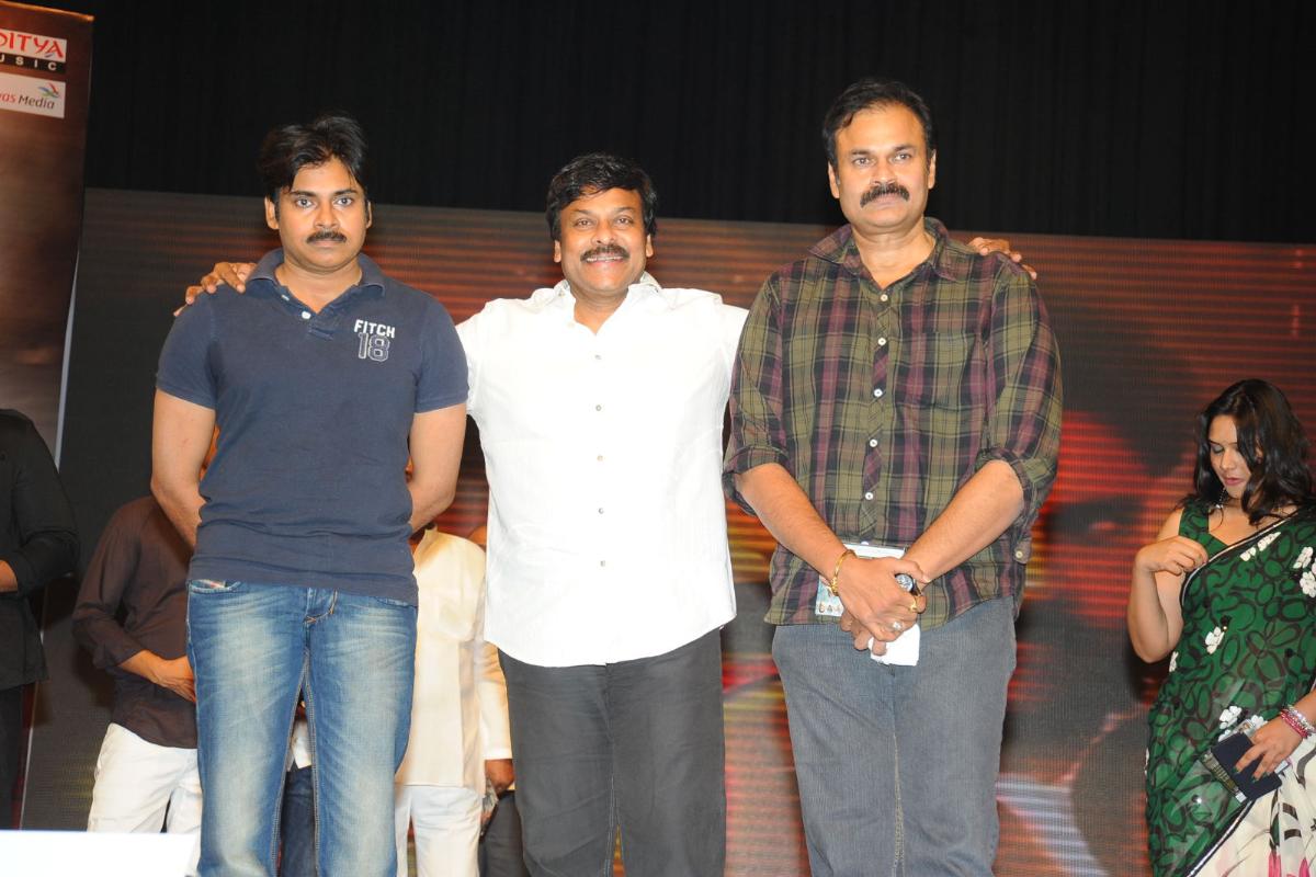 Pawan Kalyan and Chiranjeevi Rare Unseen Photo Stills