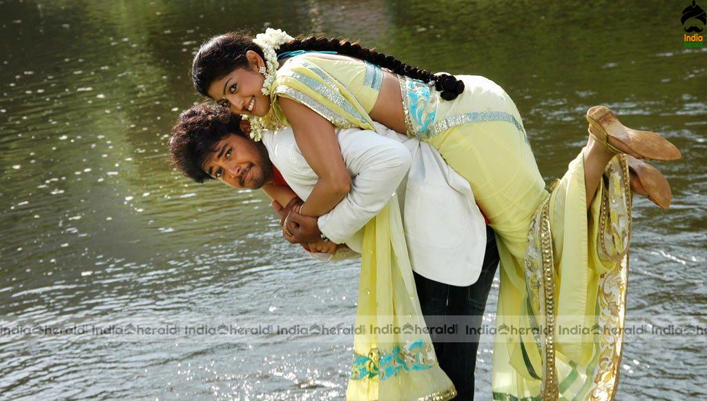 Pranitha Unseen Rare Hot Photos from her Debut movie in Sandalwood Set 2