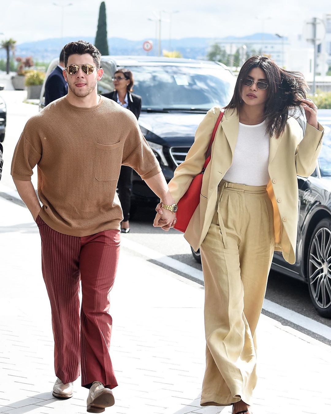 Priyanka Chopra spotted with her Husband Nick Jonas in New York