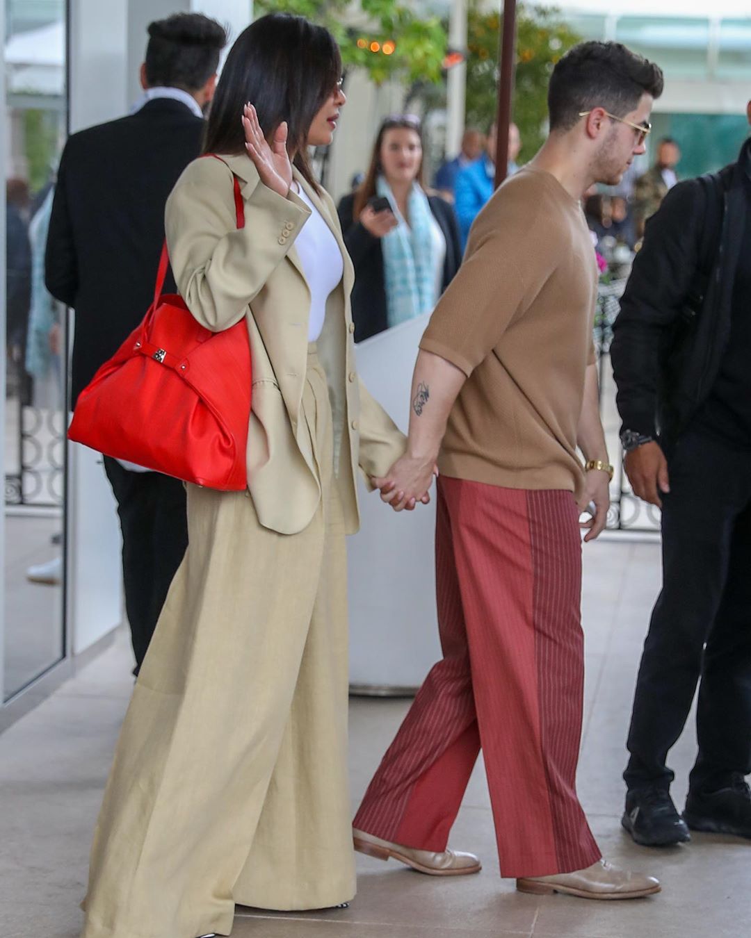 Priyanka Chopra spotted with her Husband Nick Jonas in New York