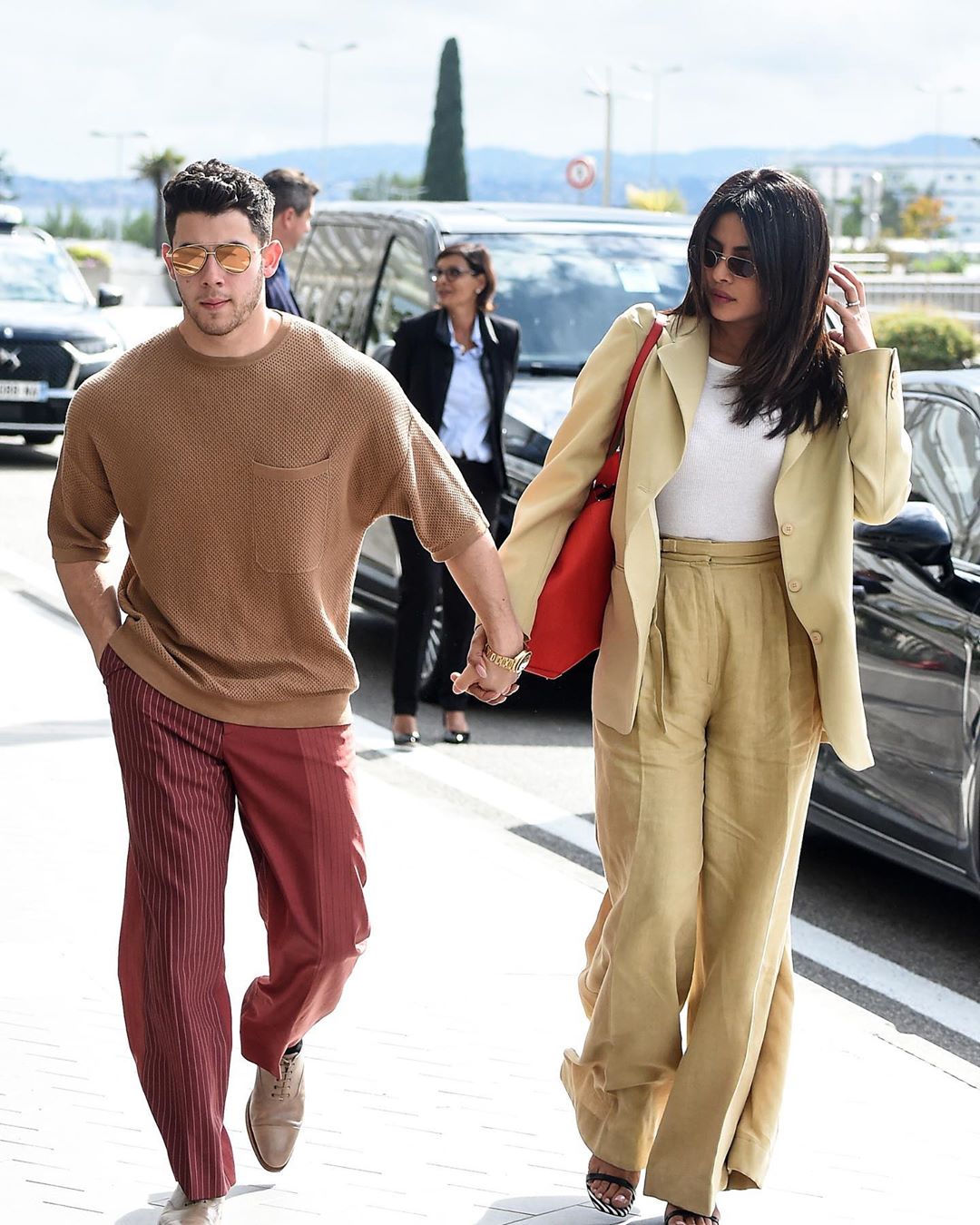 Priyanka Chopra spotted with her Husband Nick Jonas in New York