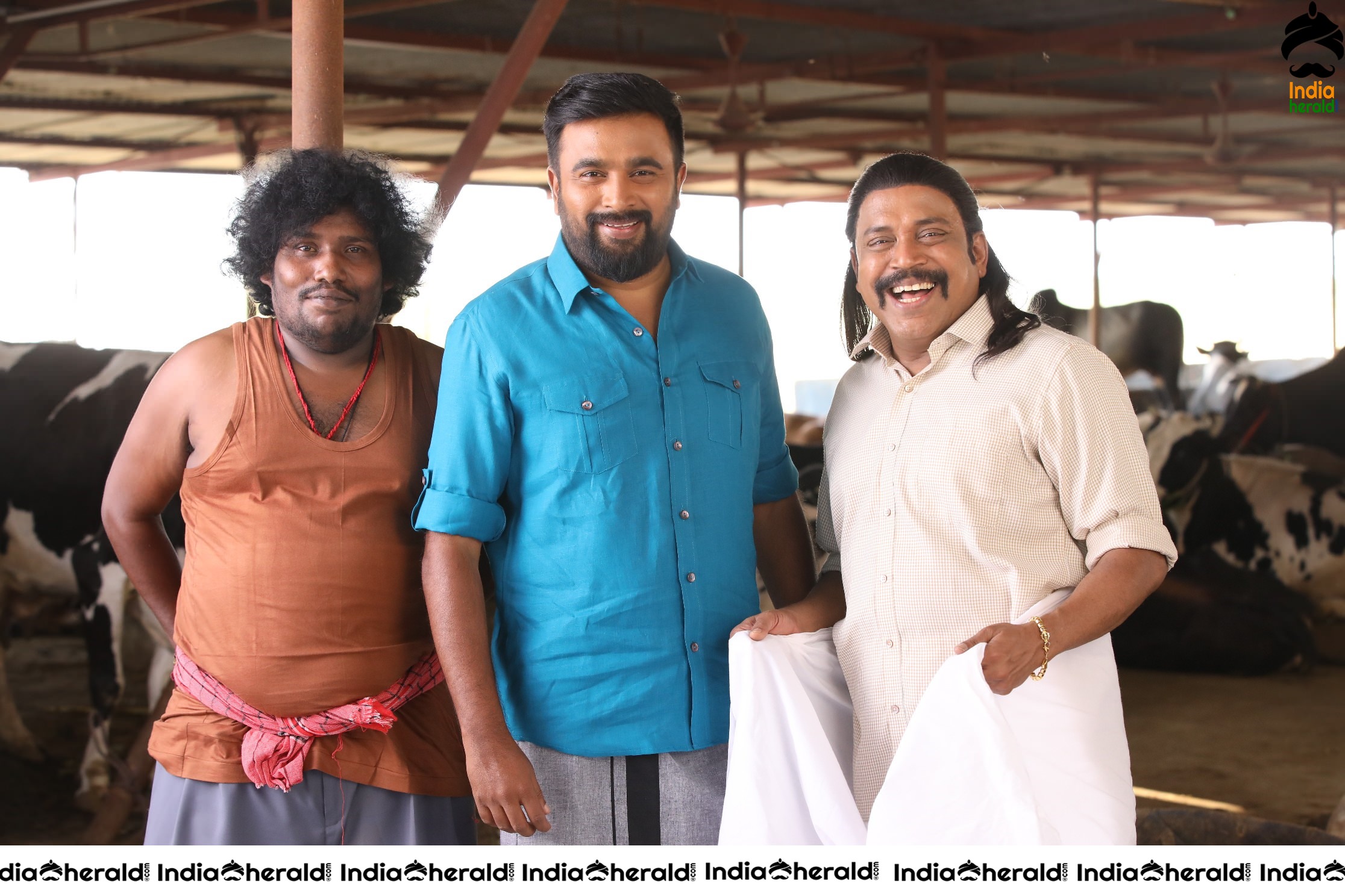 Rajavamsam Movie Photo Stills
