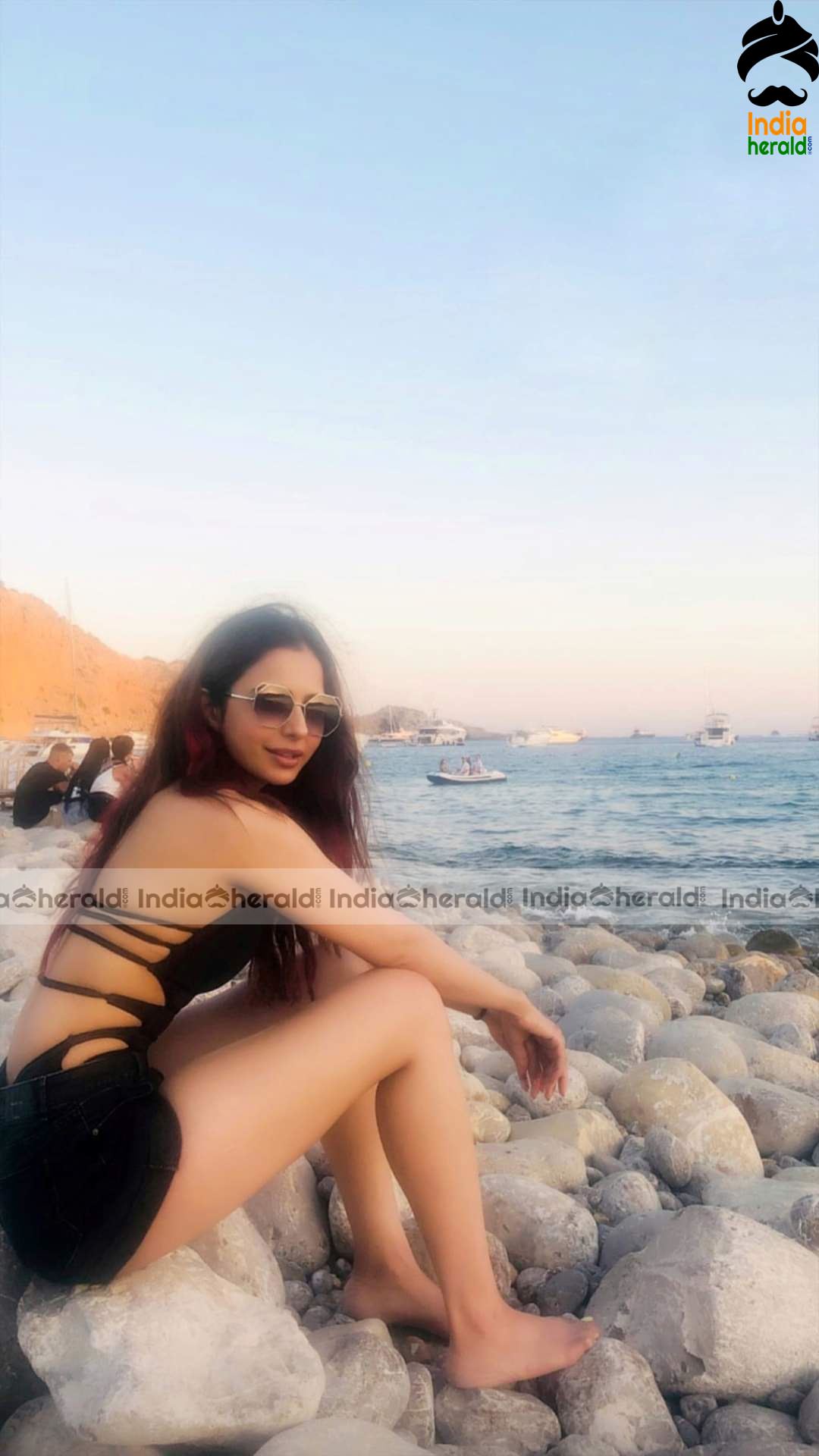 Rakul Preet Ravishing Hot Photos in various Sexy Dresses to erect your mood Set 5