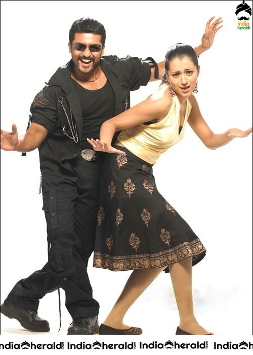 Rare and Unseen Hot Photoshoot of Trisha and Surya from Aaru Movie Set 1